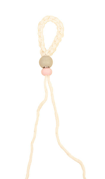 Makramee-Feder basteln - Schritt 09