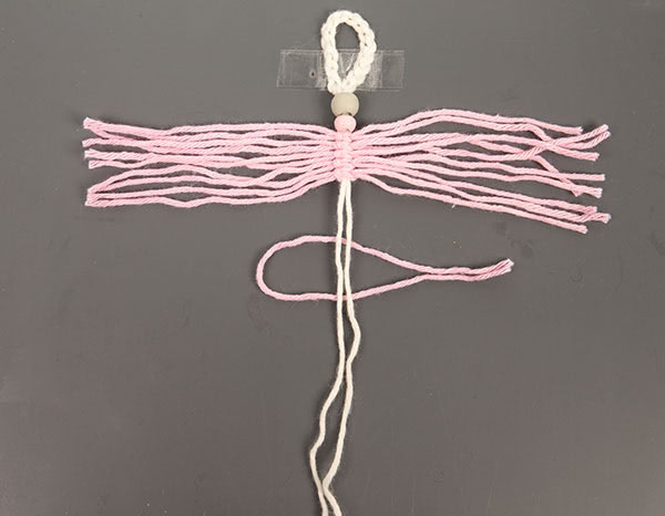 Makramee-Feder basteln - Schritt 14