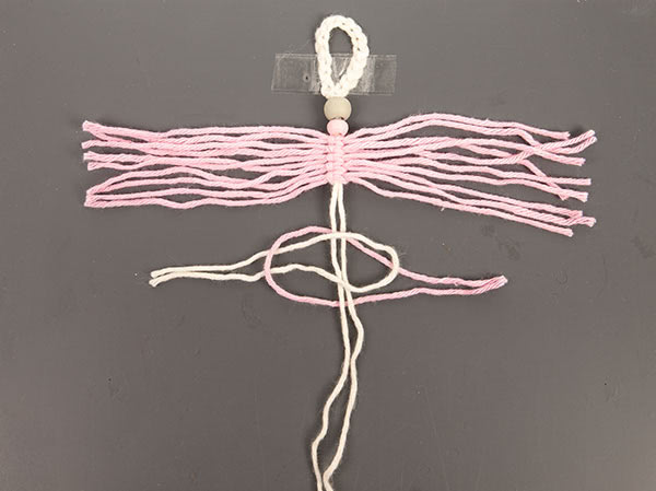 Makramee-Feder basteln - Schritt 15