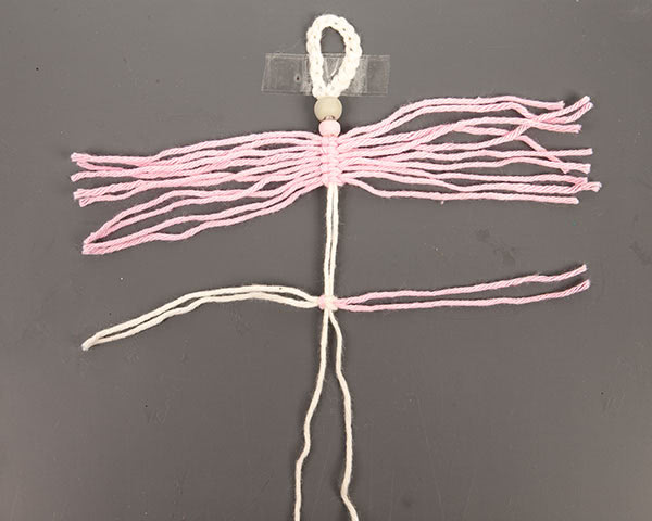 Makramee-Feder basteln - Schritt 17