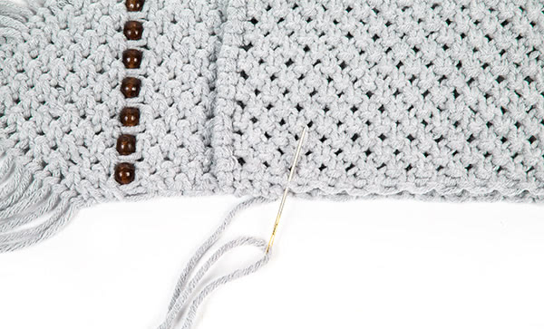 Makramee-Handytasche knüpfen - Schritt 13 Makramee-Handytasche knüpfen - Schritt 13