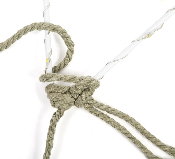 Makramee-Stern basteln - Schritt 12