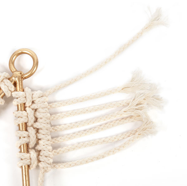 Makramee-Stern basteln - Schritt 12 Makramee-Stern basteln - Schritt 12