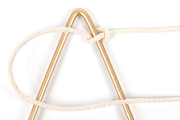 Makramee-Stern basteln - Schritt 21 Makramee-Stern basteln - Schritt 21