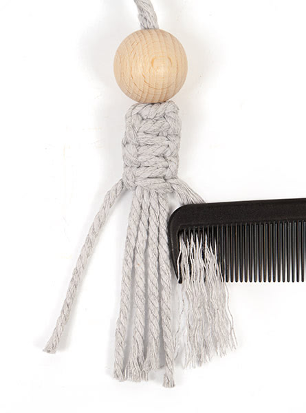 Makramee-Engel knüpfen - Schritt 13 Makramee-Engel knüpfen - Schritt 13