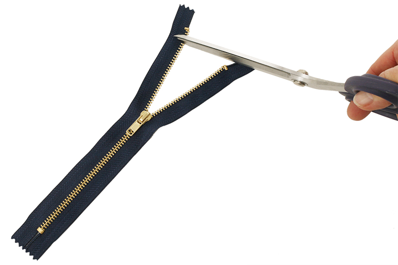 metallreissverschluss-kuerzen-oben-schritt1