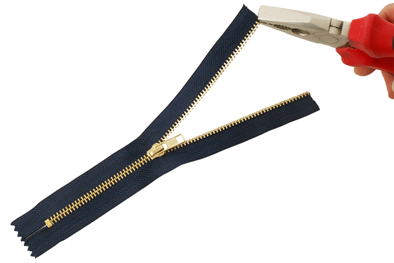 metallreissverschluss-kuerzen-oben-schritt2