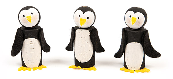 Pinguine und Schneemänner aus Korken - Schritt 5 Pinguine und Schneemänner aus Korken - Schritt 5