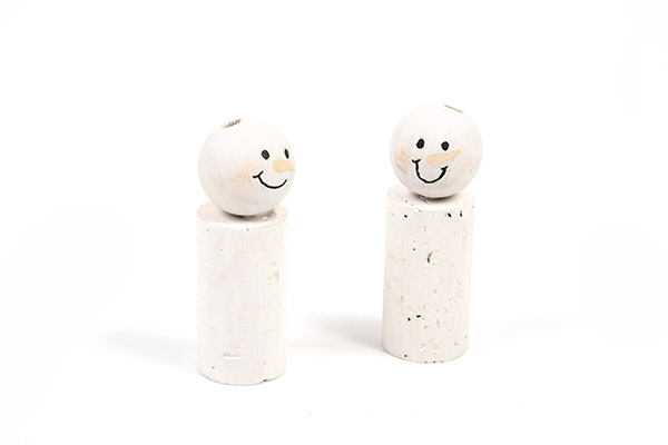 Pinguine und Schneemänner aus Korken - Schritt 8 Pinguine und Schneemänner aus Korken - Schritt 8