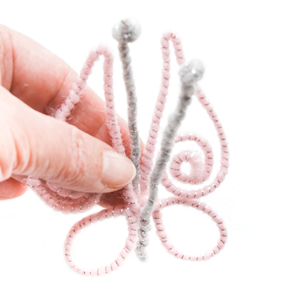 Schmetterlinge aus Wolldraht basteln - Schritt 6 Schmetterlinge aus Wolldraht basteln - Schritt 6