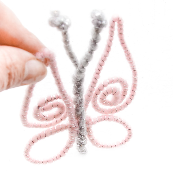 Schmetterlinge aus Wolldraht basteln - Schritt 7 Schmetterlinge aus Wolldraht basteln - Schritt 7