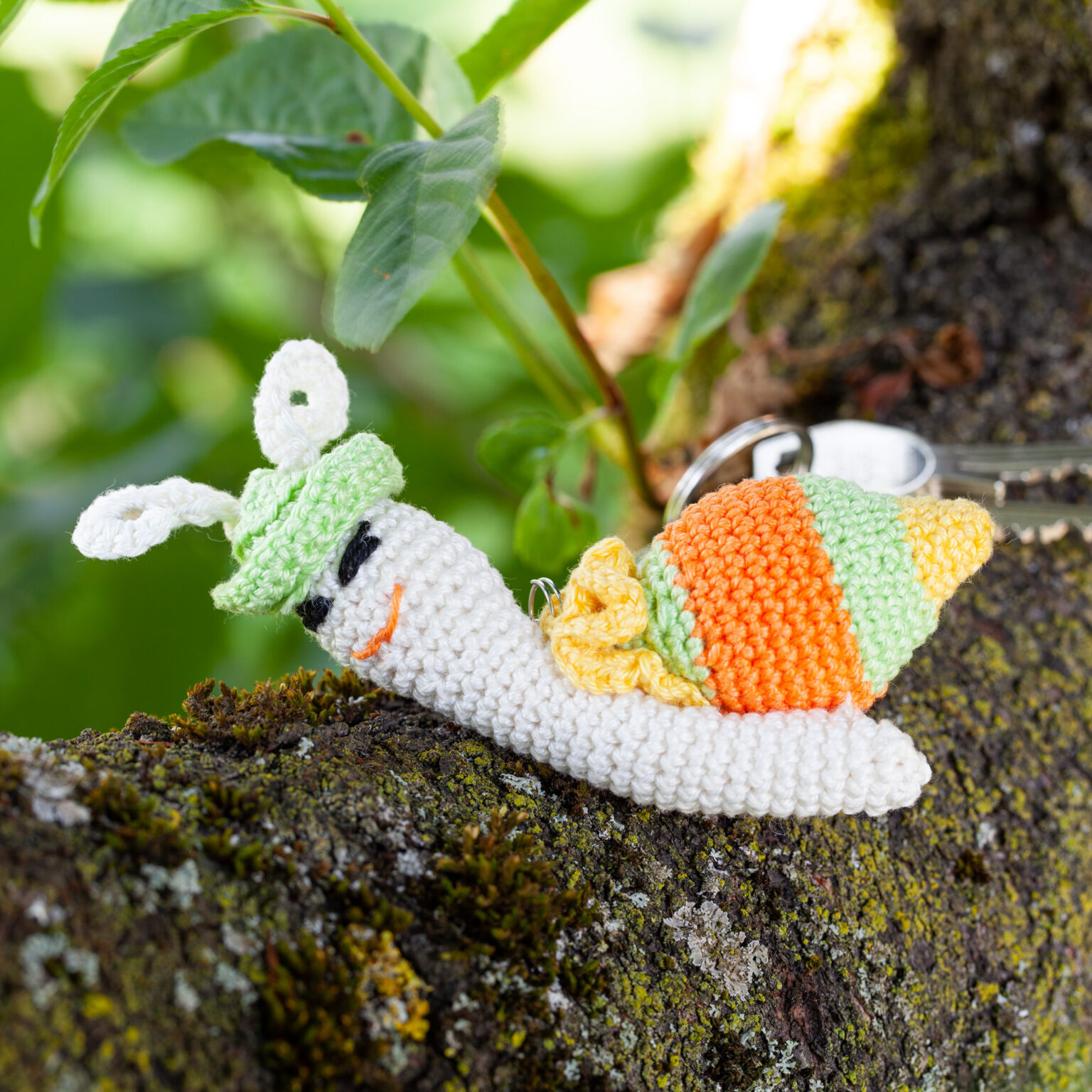 Schlüsselanhänger mit Amigurumi-Schnecke häkeln