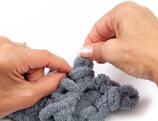 Grundanleitung - Arbeiten mit Schlaufengarn - Schritt 6.2 Grundanleitung - Arbeiten mit Schlaufengarn - Schritt 6.2