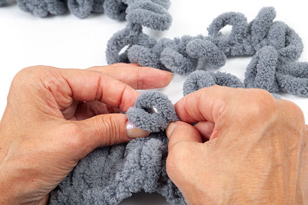 Grundanleitung - Arbeiten mit Schlaufengarn - Schritt 8.1 Grundanleitung - Arbeiten mit Schlaufengarn - Schritt 8.1