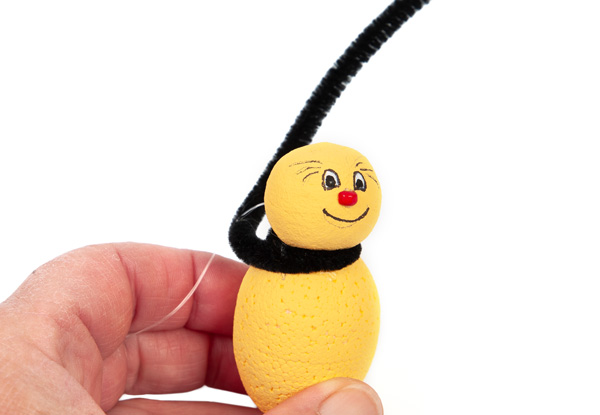 Bienen und Marienkäfer basteln - Schritt 15