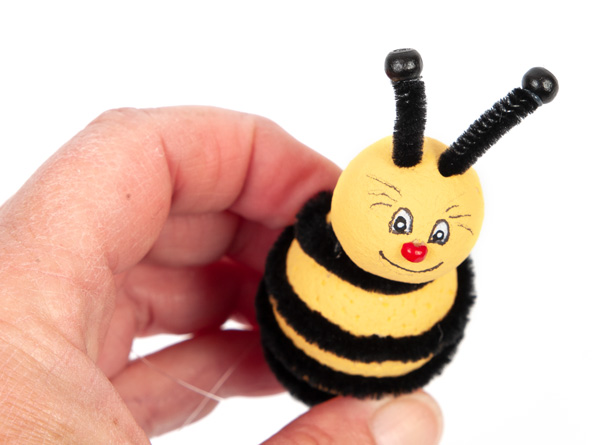 Bienen und Marienkäfer basteln - Schritt 18