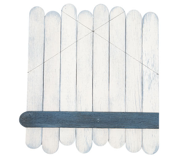 Weihnachtsdeko basteln - Häuser aus Holzstäbchen - Schritt 6 Weihnachtsdeko basteln - Häuser aus Holzstäbchen - Schritt 6