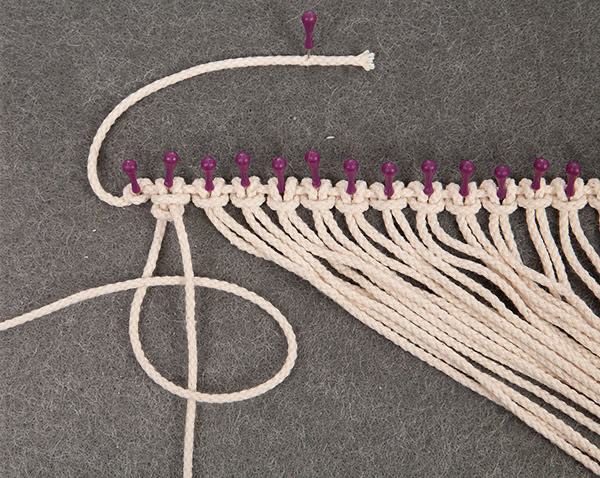 Segelboot mit Makramee-Segel basteln - Schritt 8