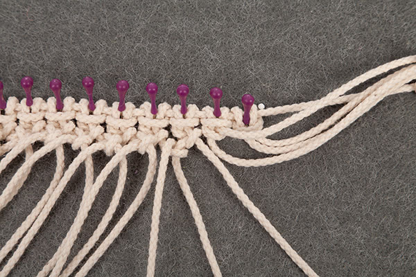 Segelboot mit Makramee-Segel basteln - Schritt 13