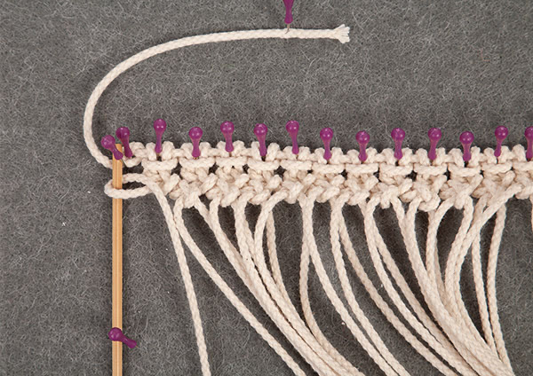 Segelboot mit Makramee-Segel basteln - Schritt 14