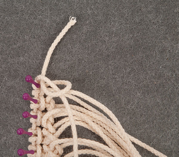 Segelboot mit Makramee-Segel basteln - Schritt 21