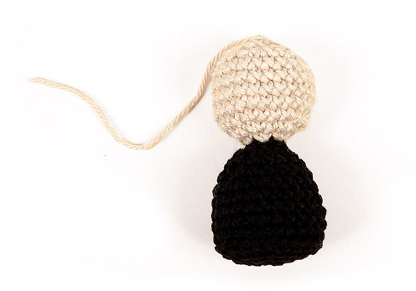 Figuren für Silvester häkeln - Schritt 9 Figuren für Silvester häkeln - Schritt 9