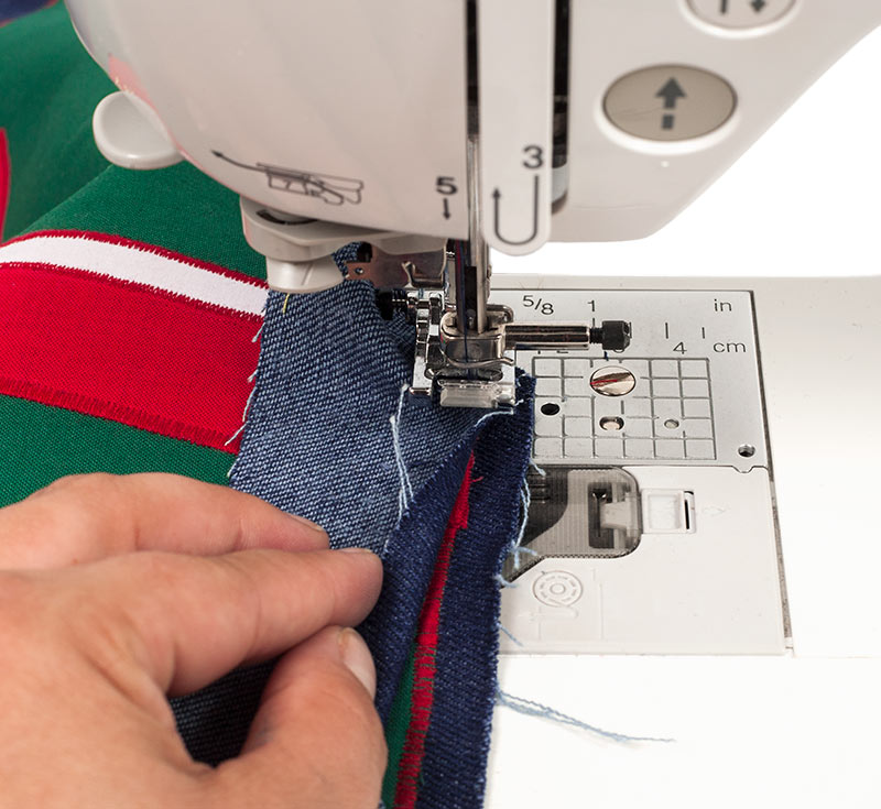 Stadionkissen nähen - Seitenstreifen festnähen