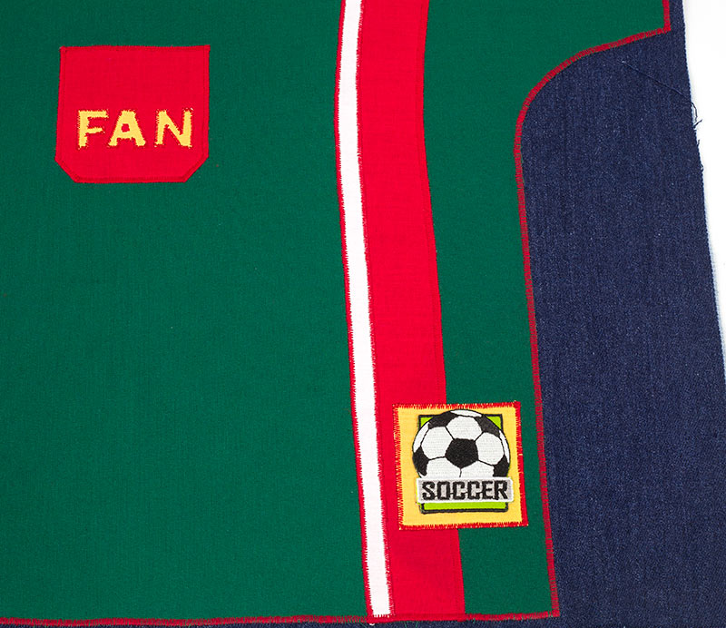 Stadionkissen nähen - Applikation aufbügeln