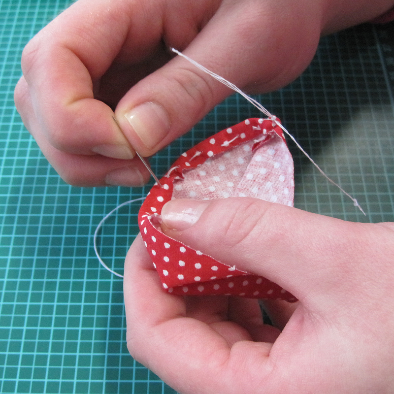 Stofferdbeere nähen Schritt 4