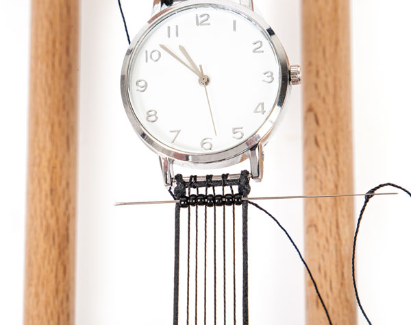 Uhrenarmband mit Perlen weben - Schritt 11 Uhrenarmband mit Perlen weben - Schritt 11