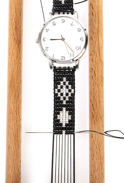Uhrenarmband mit Perlen weben - Schritt 22 Uhrenarmband mit Perlen weben - Schritt 22
