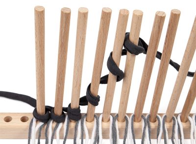 wandbehag-staebchenwebrahmen-schritt02-IMG_7264-400×295