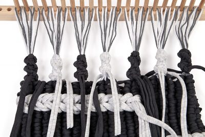 wandbehag-staebchenwebrahmen-schritt16-IMG_7286-400×267