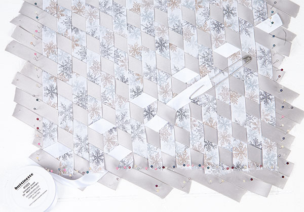 Wandbild aus Bändern weben - Schritt 7 Wandbild aus Bändern weben - Schritt 7