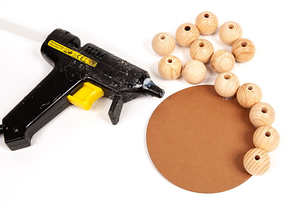 windlicht_holzkugeln_schritt02