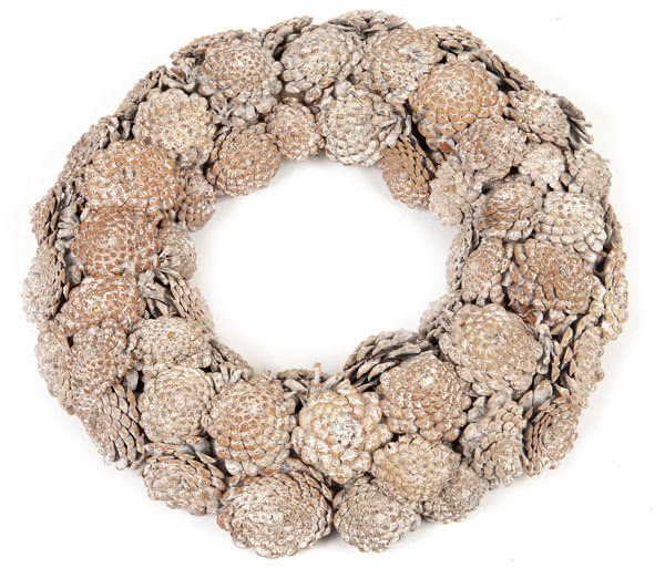 Kranz aus Zapfen basteln - Schritt 4 Kranz aus Zapfen basteln - Schritt 4