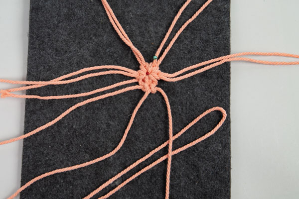 makramee-untersetzer_schritt10