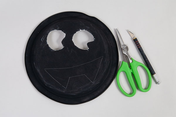 pappteller-figuren_halloween_schritt03