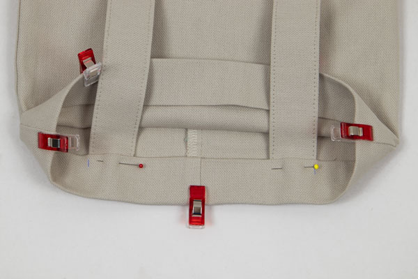 dino_rucksack_schritt14