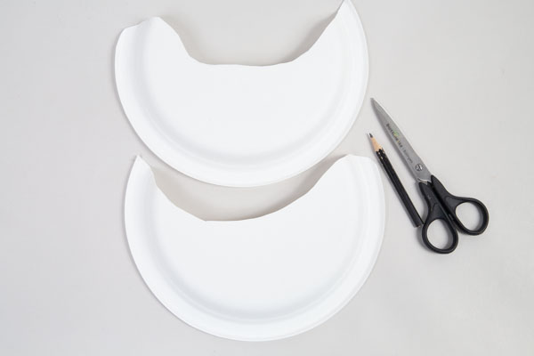 pappteller_huehnerkoerbchen_schritt01