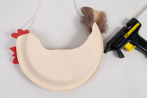 pappteller_huehnerkoerbchen_schritt07